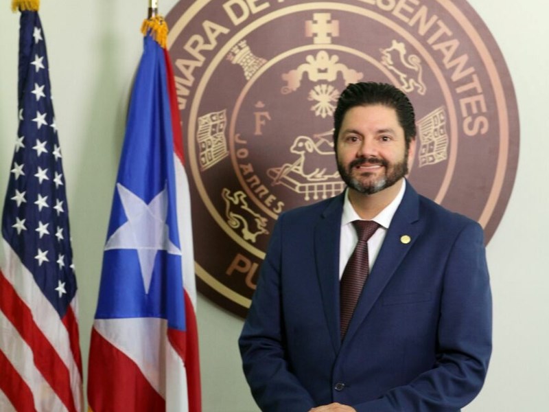 Representante Ángel Matos.